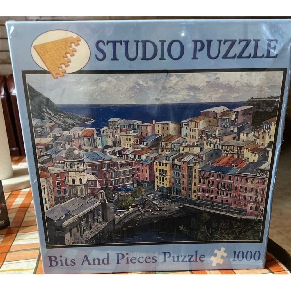 Bits and Pieces Studio Puzzle 1000 Piece Jigsaw Coastal Village Scene New Sealed